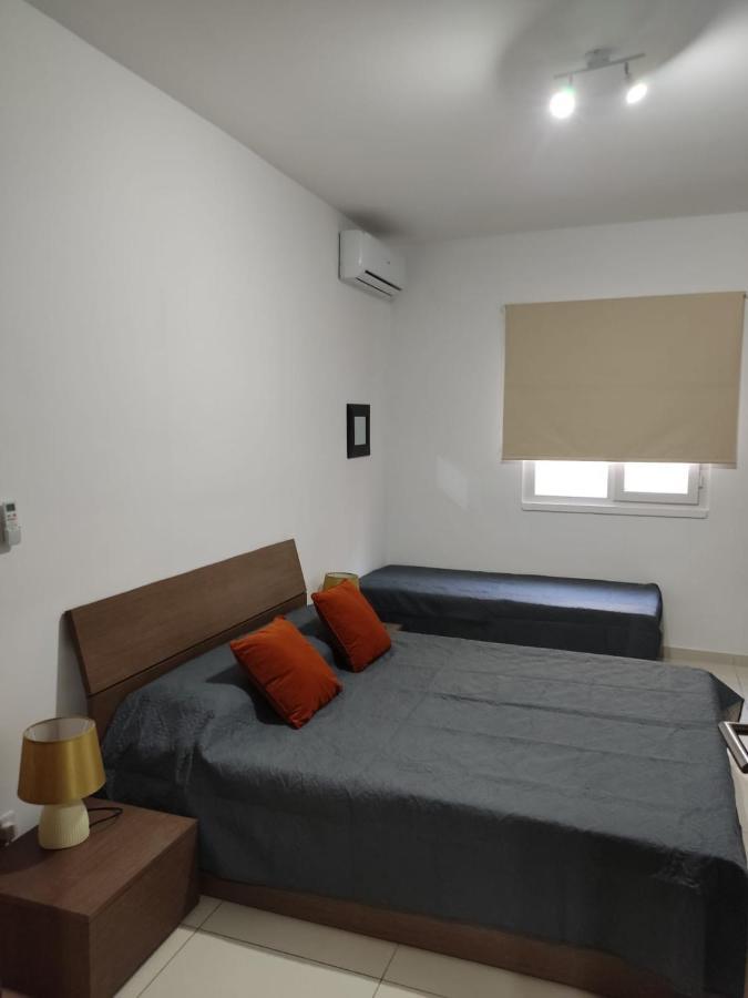 Hampton Court, Block C, N.2 Apartamento St. Paul's Bay Exterior foto